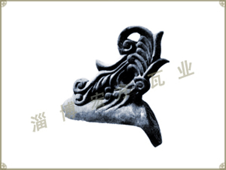 勾头翘角